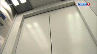 В республике продолжается замена лифтов