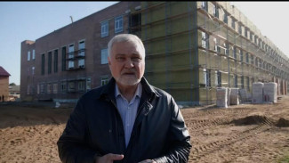 Глава Коми Владимир Уйба проинспектировал строительство школы на 600 мест в селе Ижма