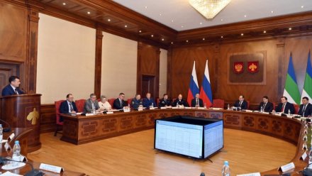 Ростислав Гольдштейн поручил в срочном порядке оборудовать пешеходные переходы у школ Сыктывкара и Ухты световыми проекторами