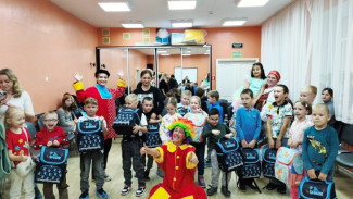 Благодаря акции «Дорога в школу» 755 юных жителей Коми получили в подарок к 1 сентября портфели и наборы школьных принадлежностей